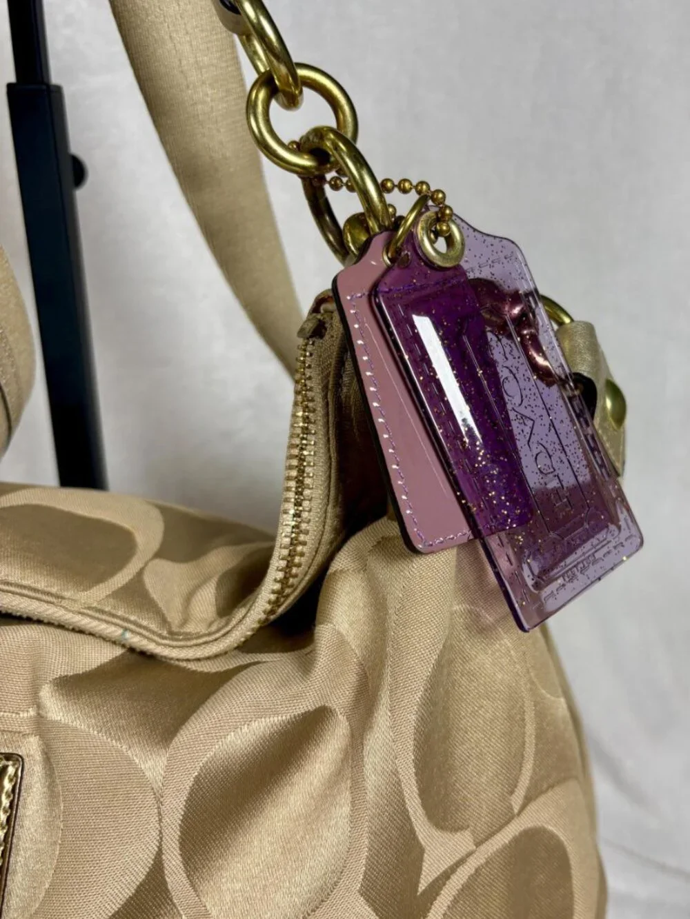 Y2K Coach Poppy Signature Sateen Pocket Hobo in Metallic Gold with Charms - Picture 2 of 13